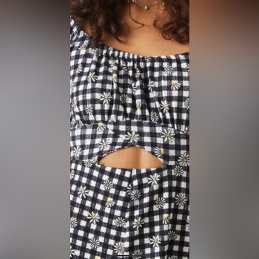 Gingham Cut-Out Milkmaid Romper Black and White -NWOT sz Lg - Picture 3 of 11